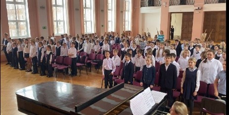 Праздничный концерт в начальной школе «Во славу Отечества»..