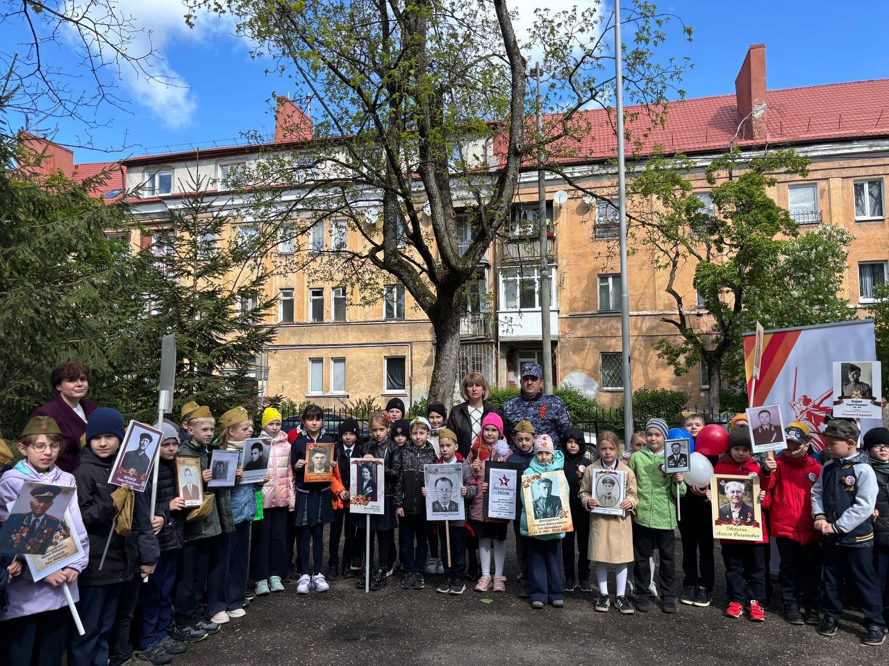Всероссийская акция «Бессмертный полк» в гимназии: память о героях.